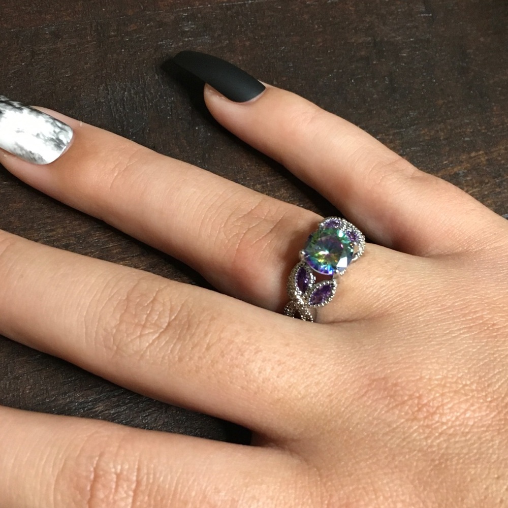 Gorgeous Majestic Topaz Stamped 925 Size 7